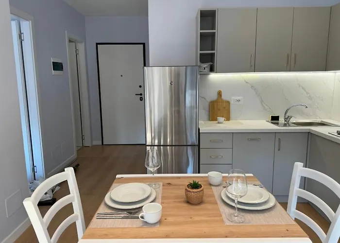 Apartman Modern At Tirana