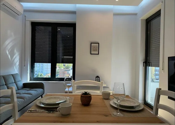 Διαμέρισμα Modern At *