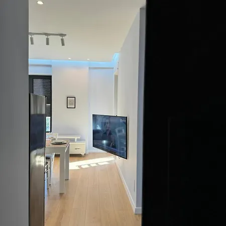 Modern At Apartman